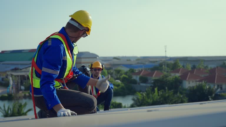 Best Slate Roofing  in Mineral Ridge, OH
